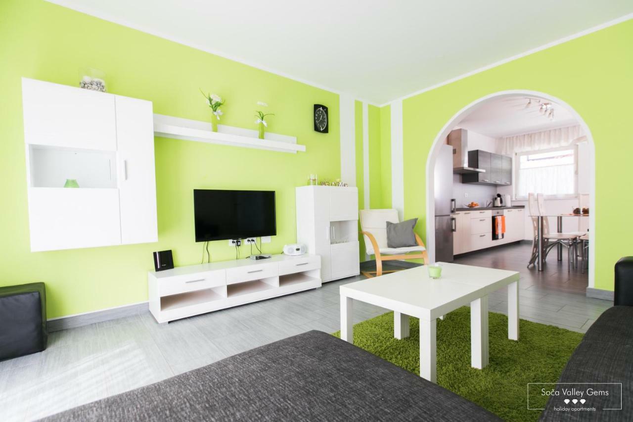 Emerald Soca Apartment 톨민 외부 사진