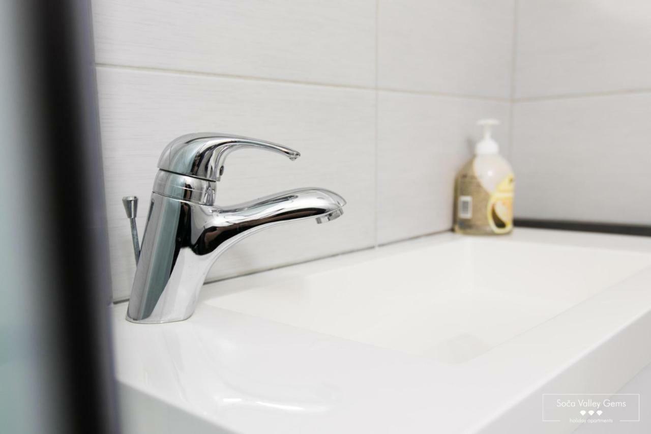 Emerald Soca Apartment 톨민 외부 사진